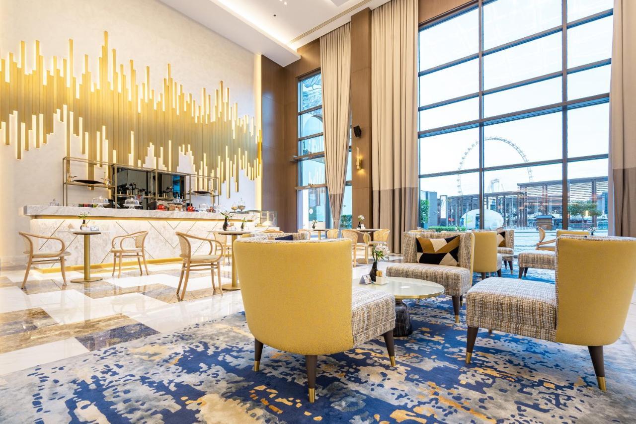 Sofitel Dubai Jumeirah Beach Exterior photo The hotel's lobby