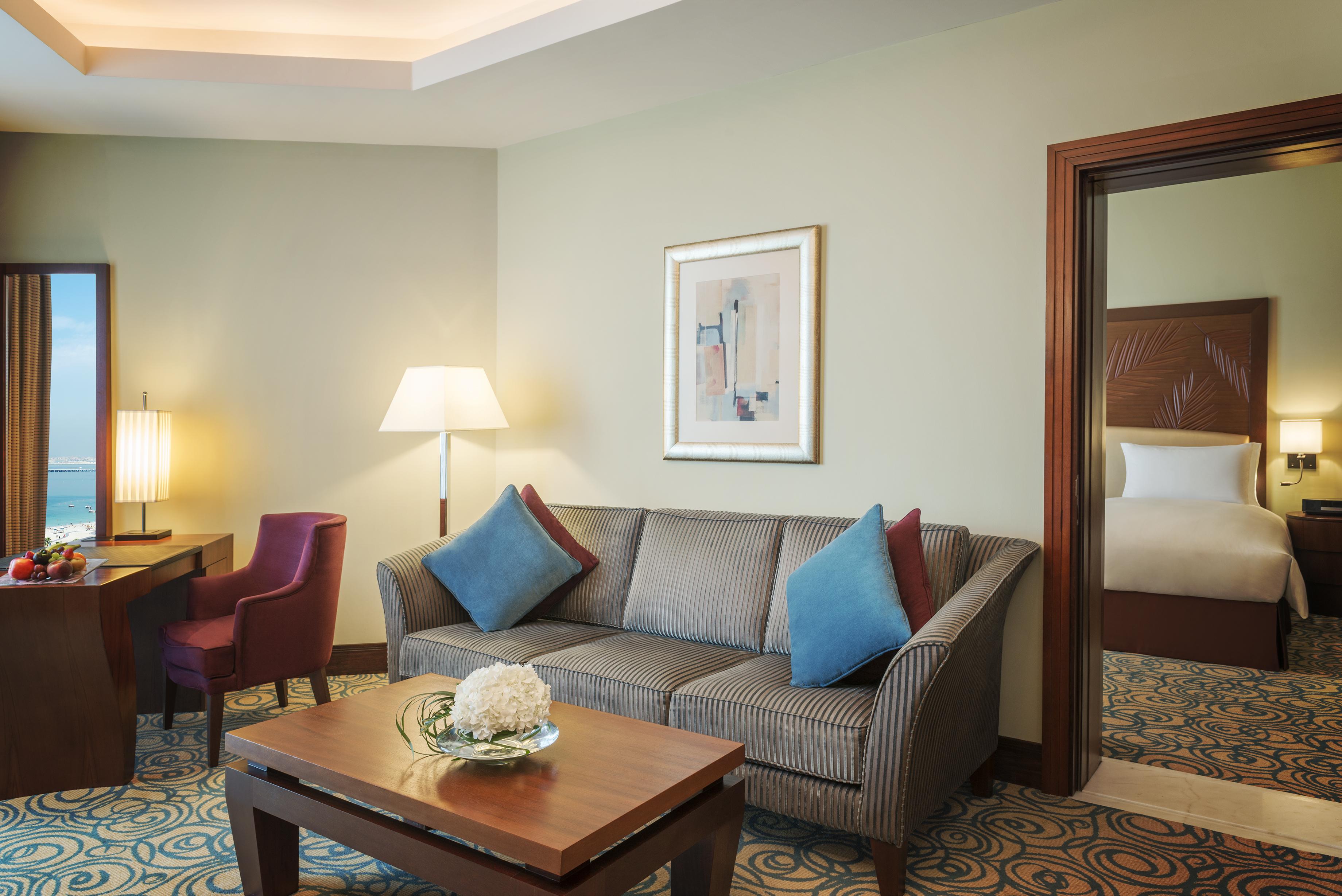 Sofitel Dubai Jumeirah Beach Exterior photo A room at the hotel