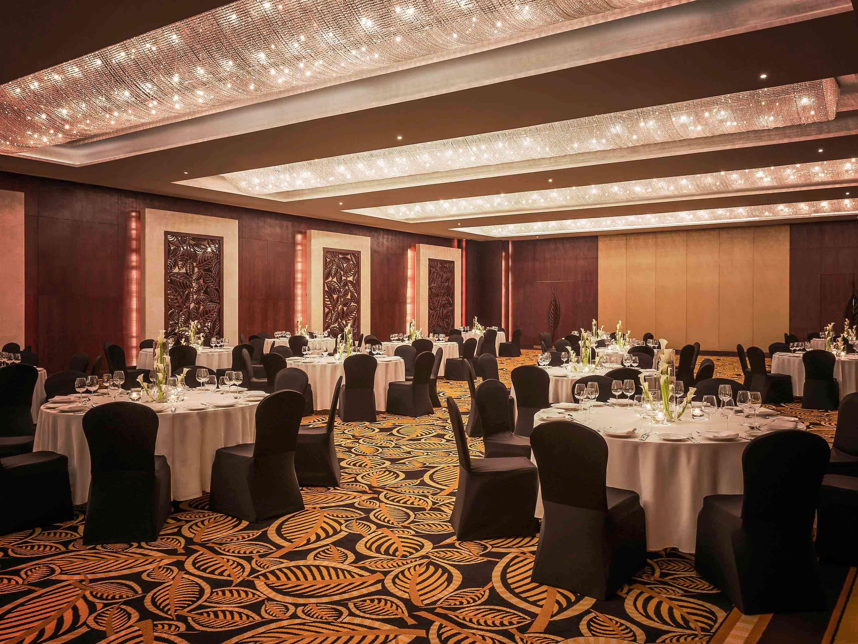 Sofitel Dubai Jumeirah Beach Exterior photo The ballroom at the Mandarin Oriental, Bangkok